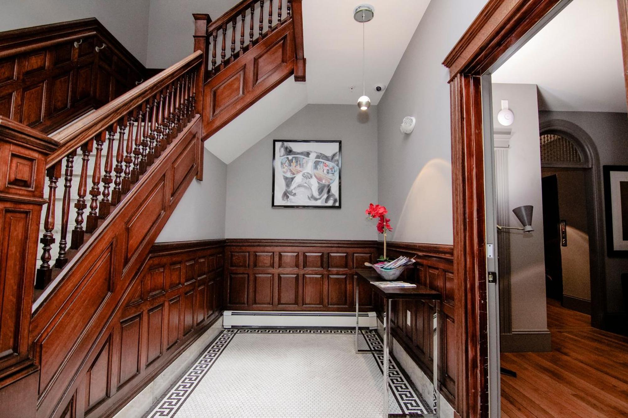 Stylish Studio In Brookline-5Min Train To Boston.. #2 Экстерьер фото