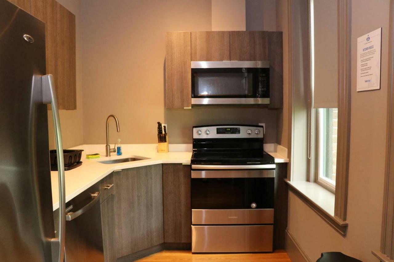 Stylish Studio In Brookline-5Min Train To Boston.. #2 Экстерьер фото