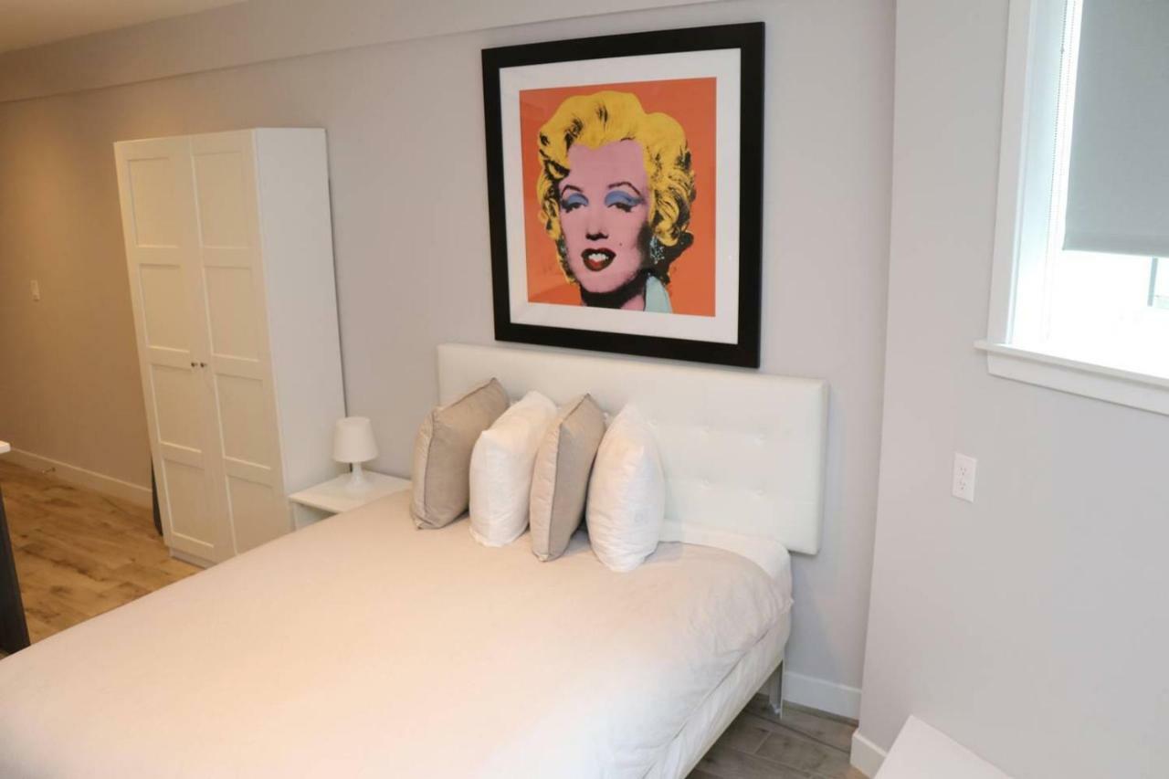 Stylish Studio In Brookline-5Min Train To Boston.. #2 Экстерьер фото