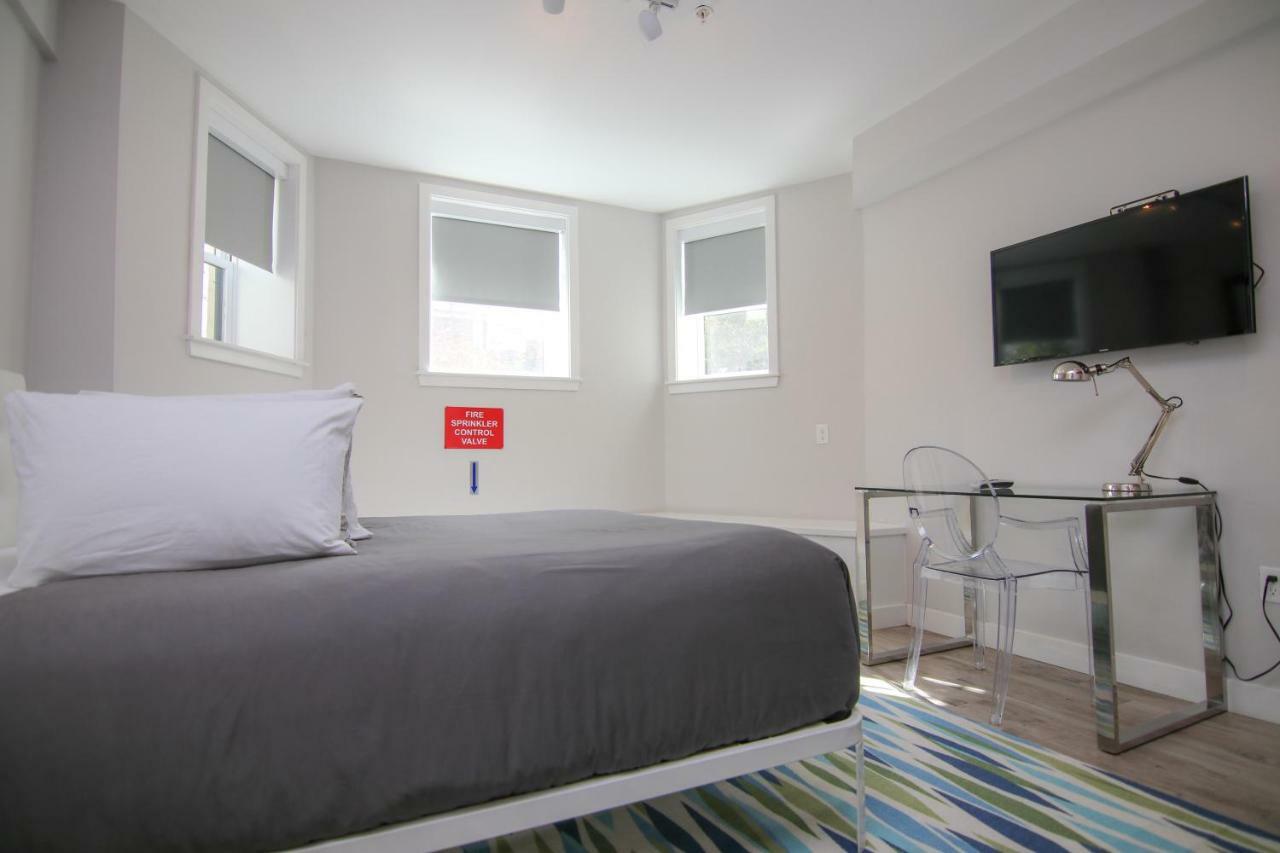 Stylish Studio In Brookline-5Min Train To Boston.. #2 Экстерьер фото
