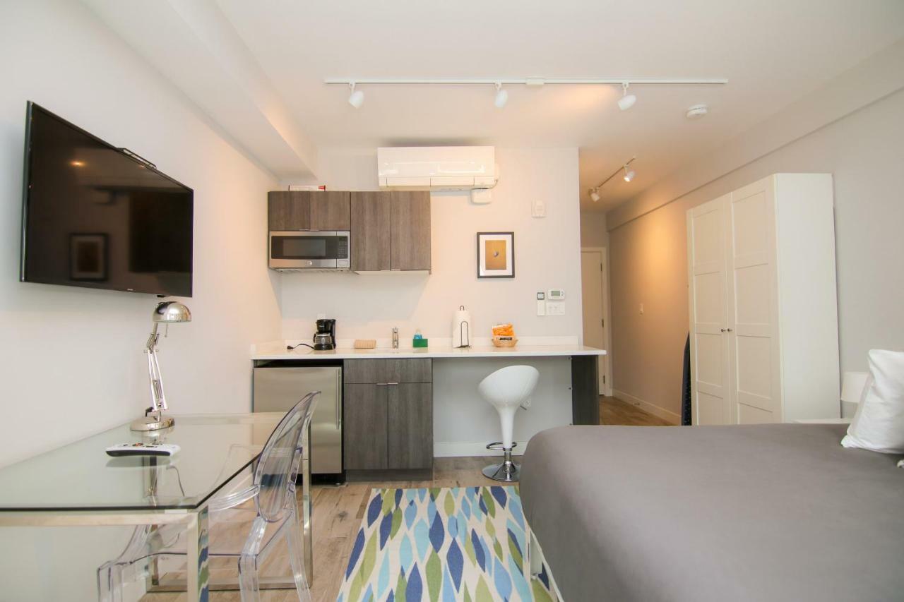 Stylish Studio In Brookline-5Min Train To Boston.. #2 Экстерьер фото